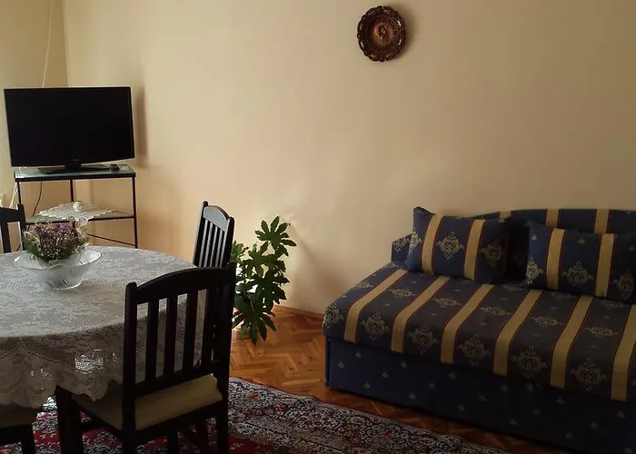 Margarita 招待所 帕莫瑞